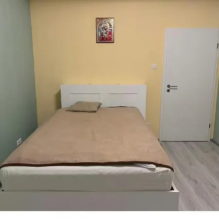 Mitte Drin! Nahe Duesseldorf